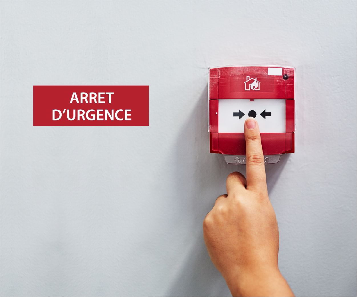 Signalisation d'arrêt d'urgence conforme ISO 7010 sur déclencheur manuel